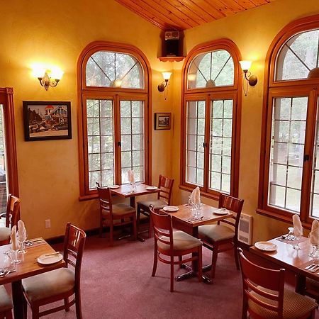 Auberge Alpine Inn Sainte-Adele Luaran gambar