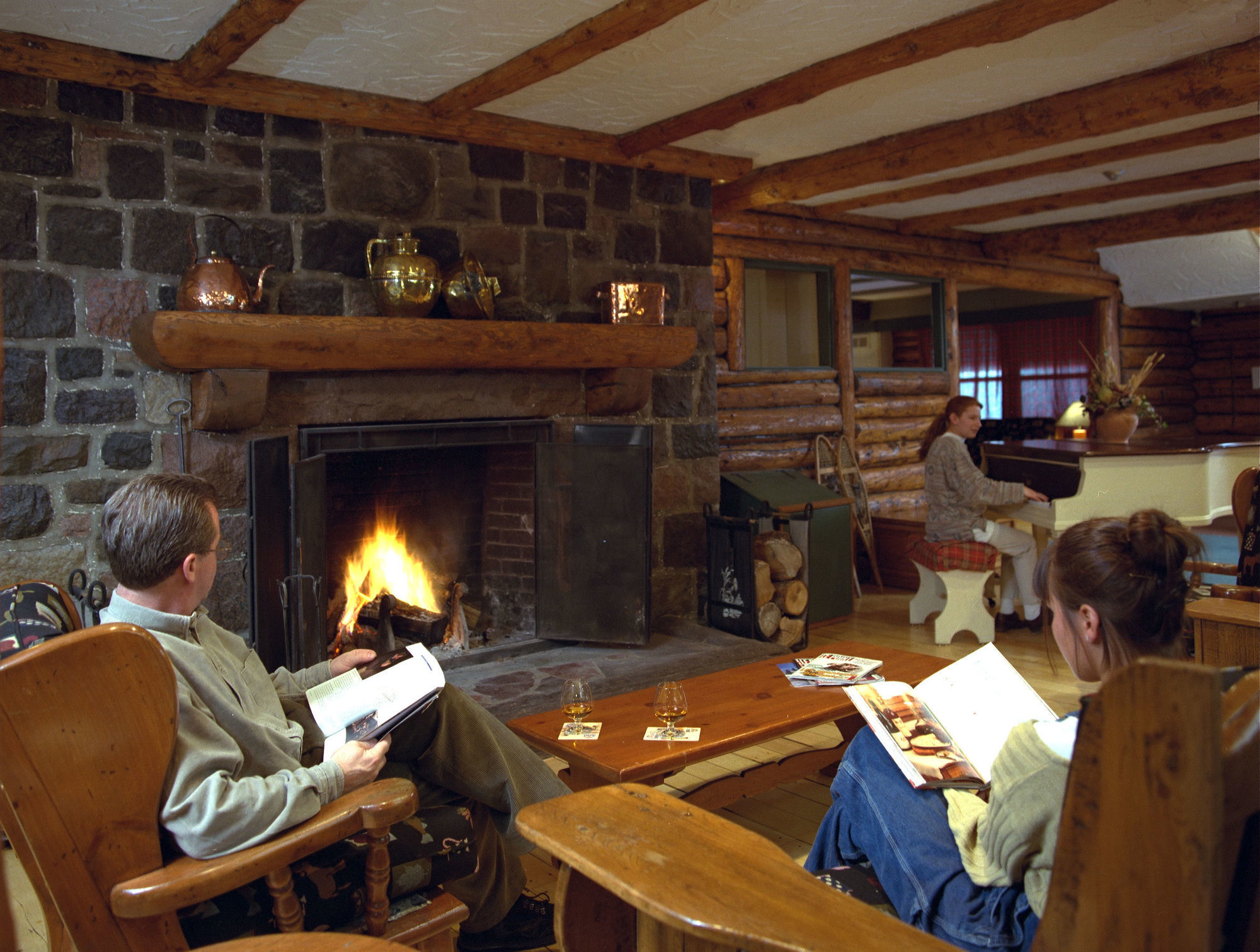 Auberge Alpine Inn Sainte-Adele Luaran gambar