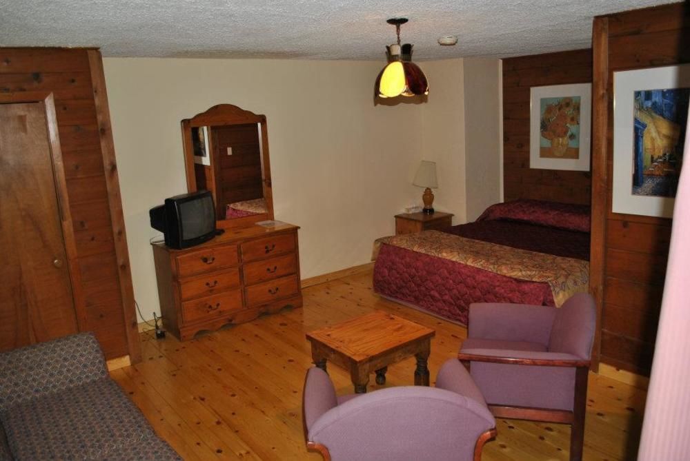 Auberge Alpine Inn Sainte-Adele Luaran gambar