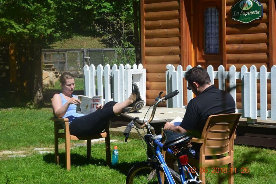 Auberge Alpine Inn Sainte-Adele Luaran gambar